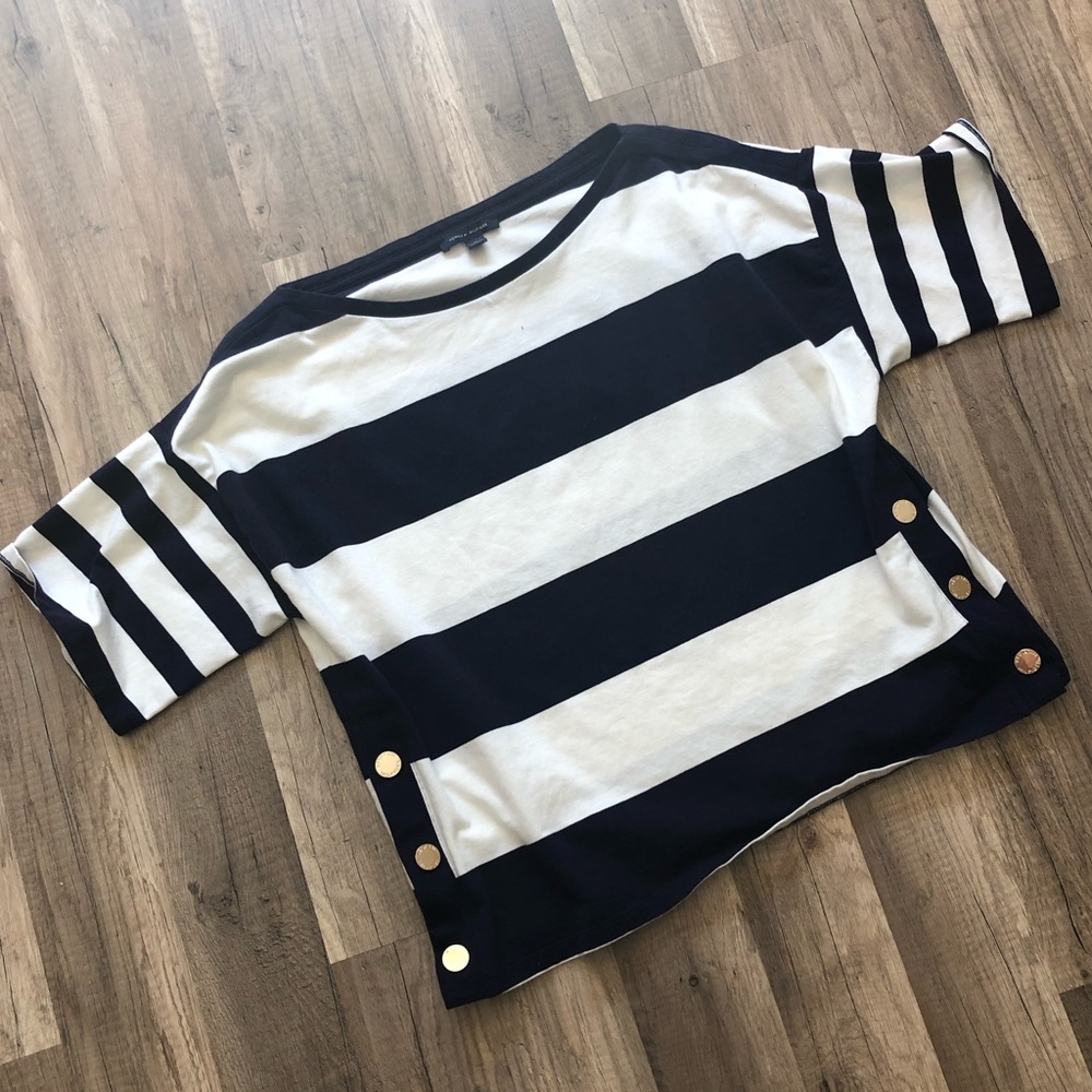 2 for $15 | Tommy Hilfiger | Striped navy top